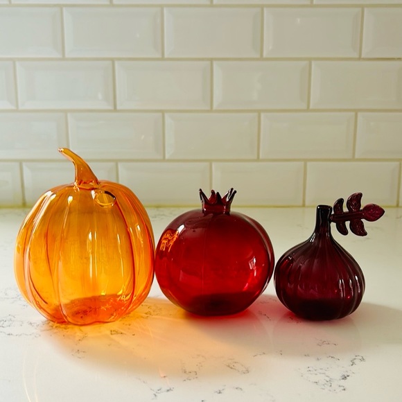 Anthropologie Pomegranate Harvest Glass Bud Vase - Picture 11 of 15